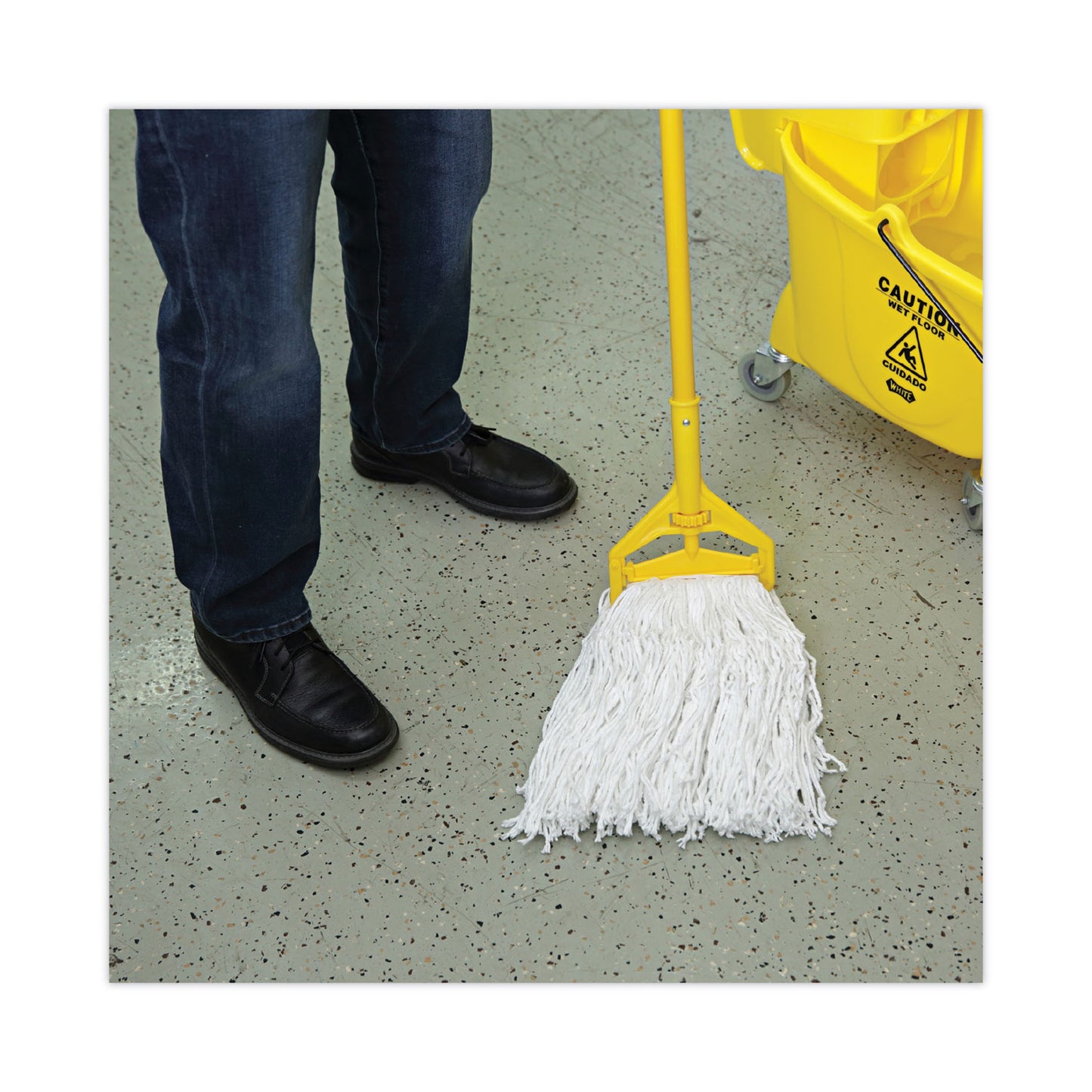 Boardwalk® Cut-End Wet Mop Heads, Rayon, White, 12/Carton (BWKRM03032S)
