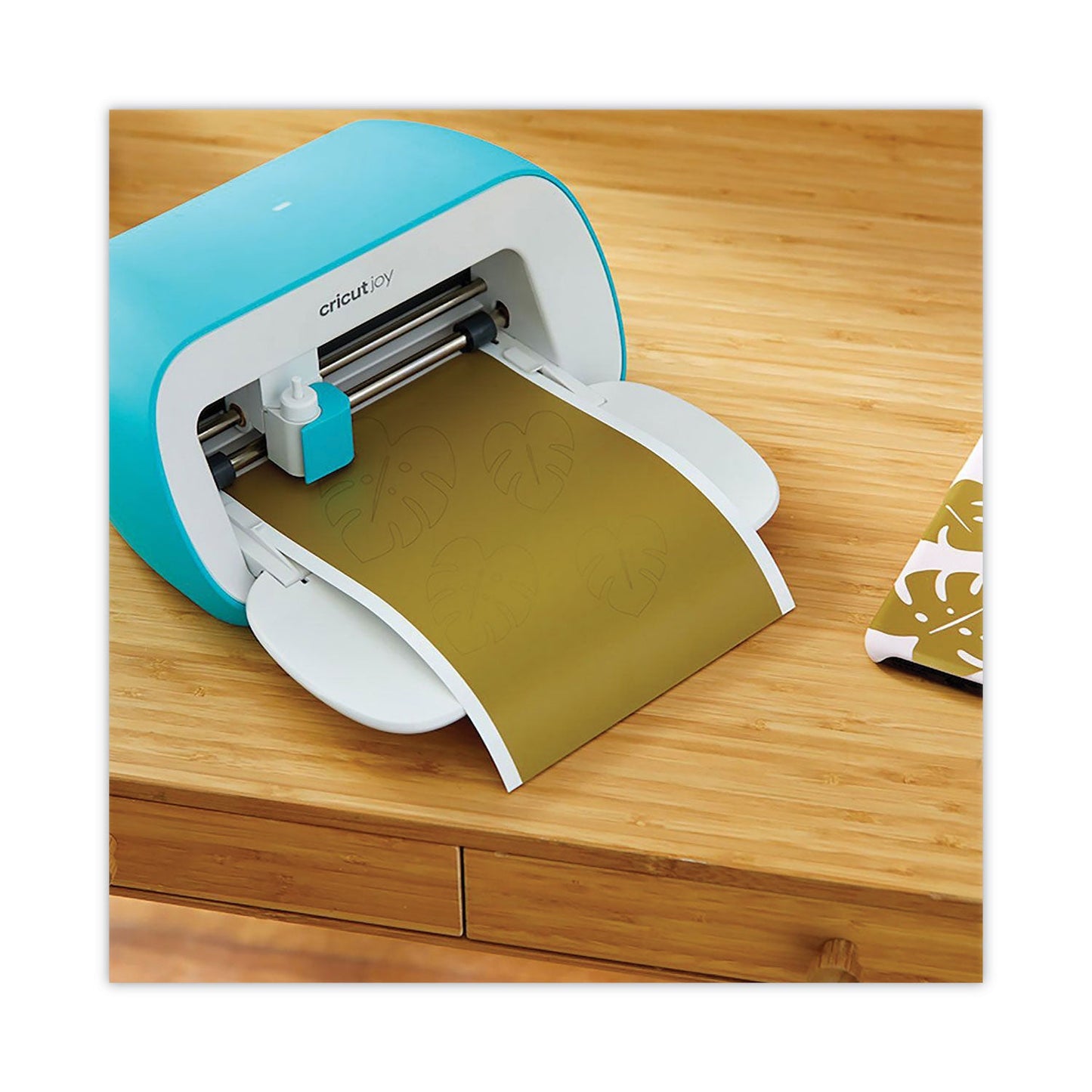cricut-joy-removable-smart-vinyl-for-assorted-surfaces-num-ccu2007181_5