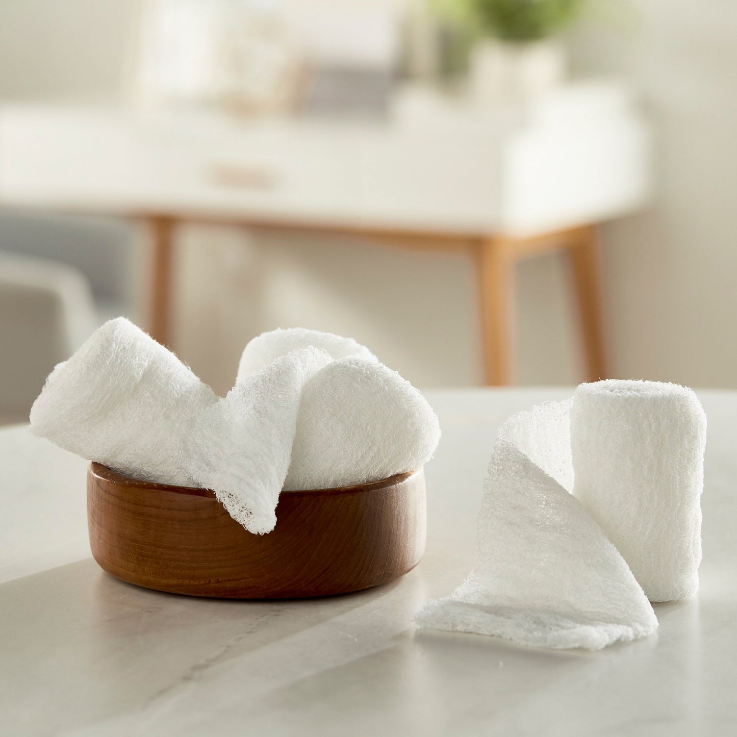 McKesson Fluff Bandage Roll 3-2/5 Inch X 3-3/5 Yard 6-Ply Roll Shape NonSterile 96 per Case (649420_EA)