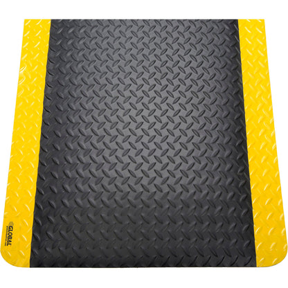 Global Industrial Diamond Plate Anti Fatigue Mat, 15/16" Thick, 4'W x 6'L, Black/Yellow Border (WB800323)