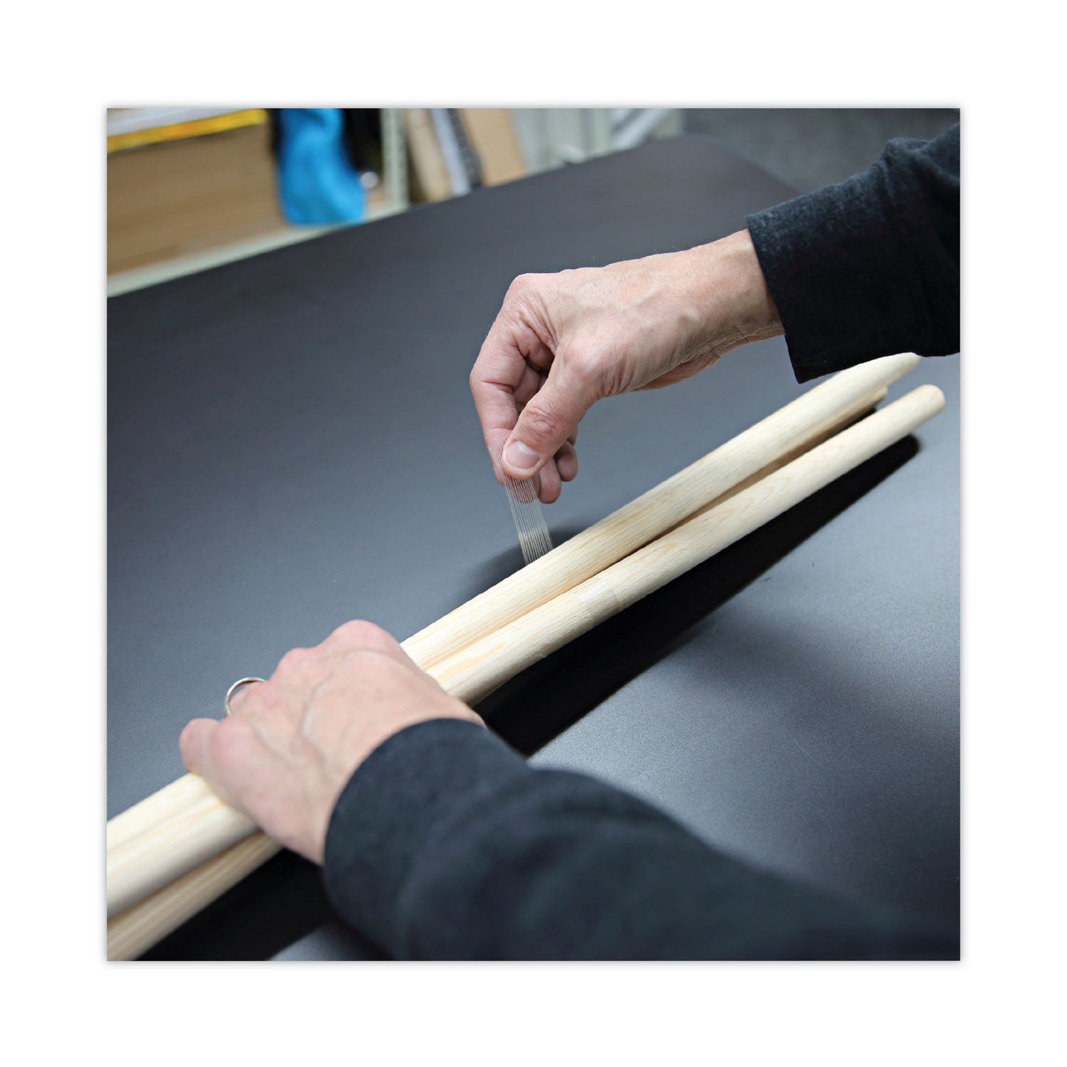 universal-120-utility-grade-filament-tape-num-unv30018_6