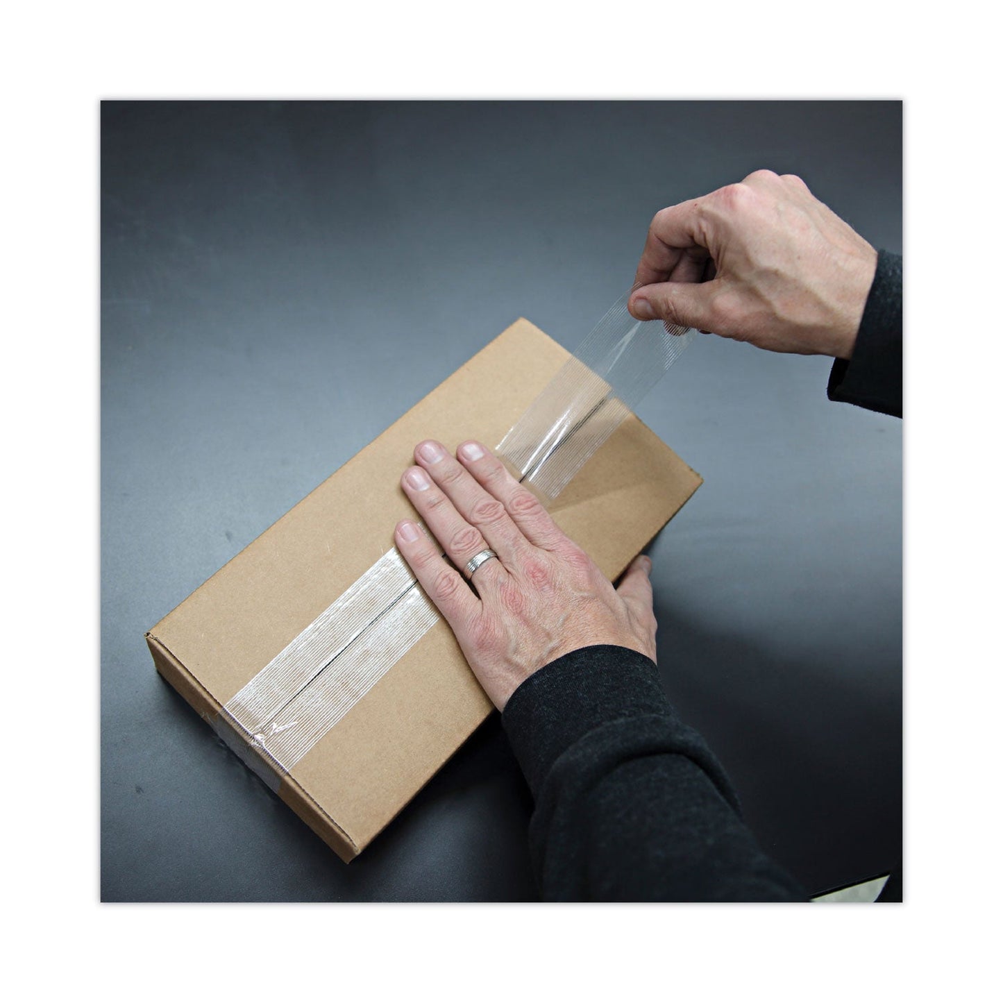 universal-120-utility-grade-filament-tape-num-unv30048_6