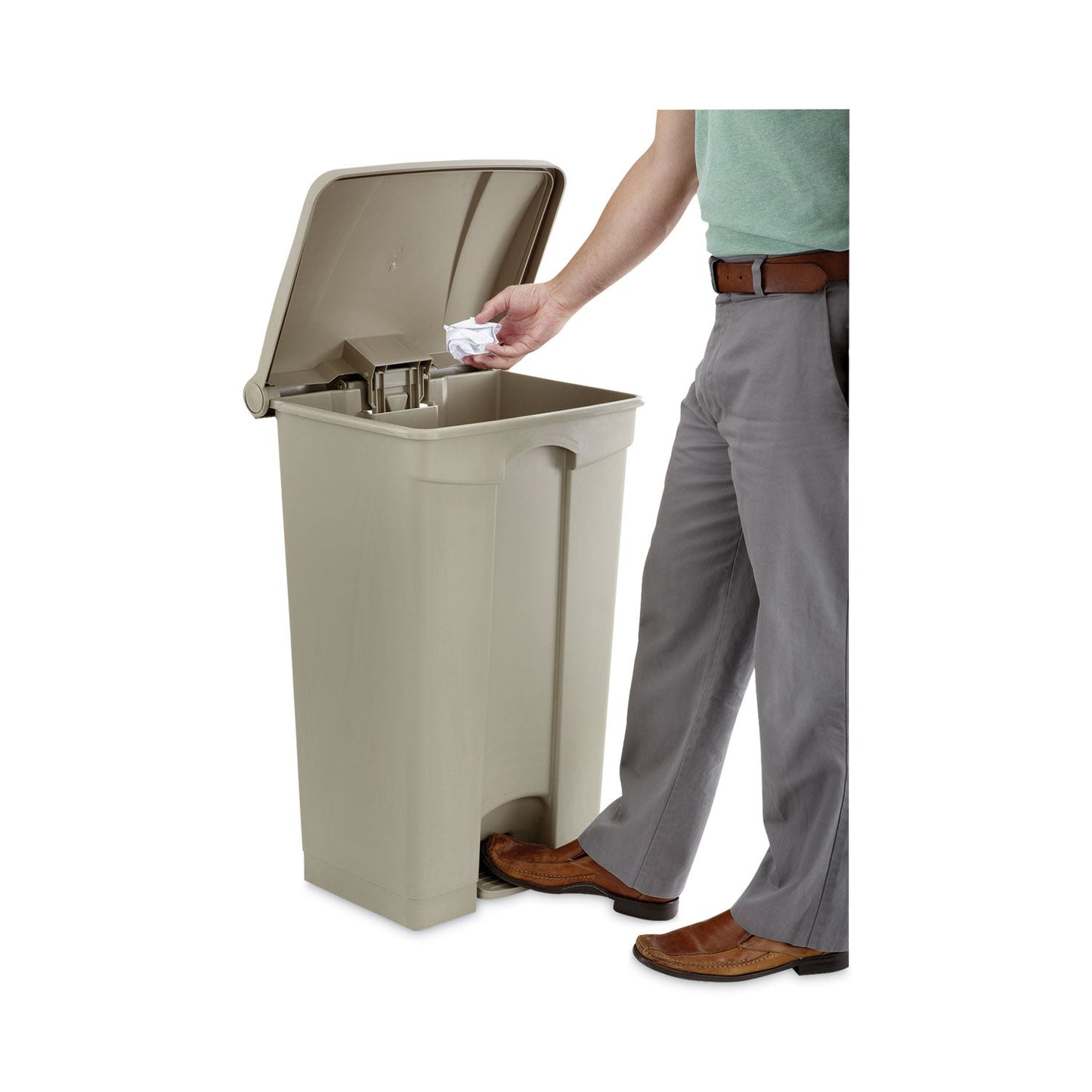 safco-large-capacity-plastic-step-on-receptacle-num-saf9923tn_2