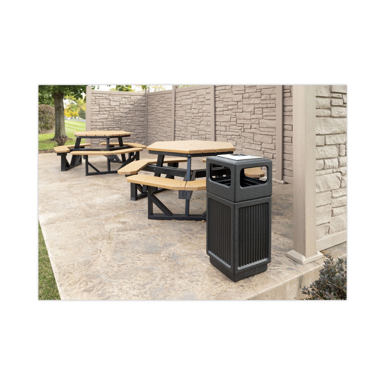 safco-plastic-smoking-receptacle-num-saf9474bl_3