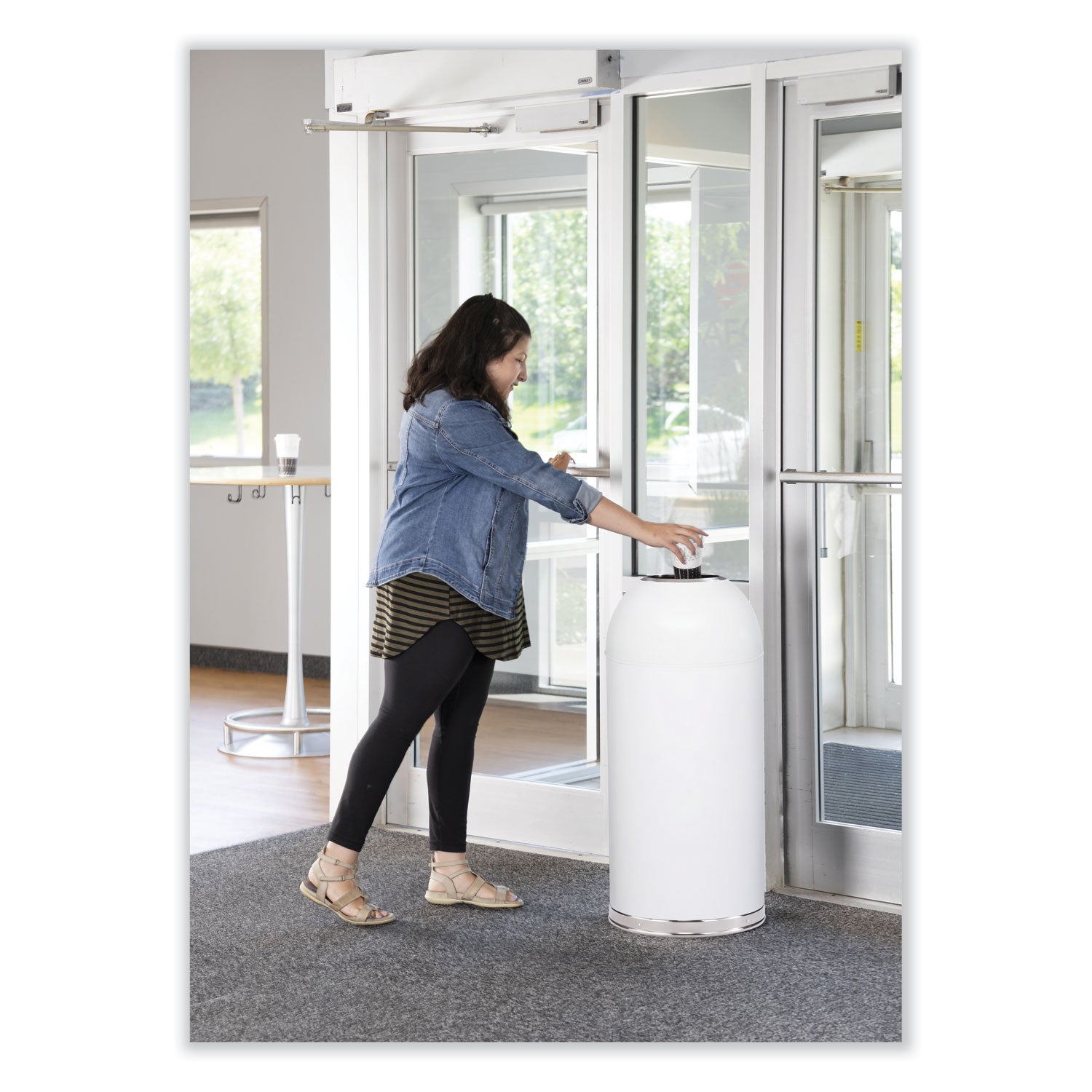 safco-open-top-dome-receptacle-num-saf9639wh_4