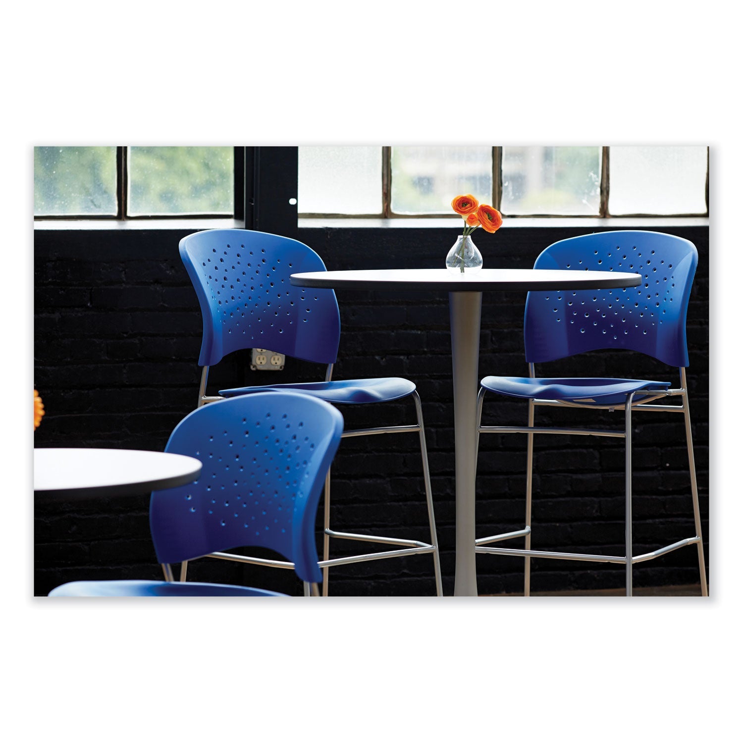 safco-reve-guestbistro-chair-with-sled-base-num-saf6804bu_2