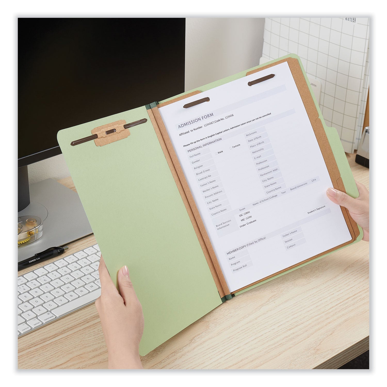 universal-r-eight-section-pressboard-classification-folders-3-expansion-3-dividers-8-fasteners-letter-size-green-10-box-unv10291_3