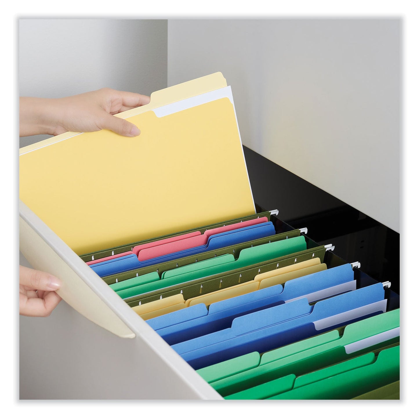universal-interior-file-folders-num-unv12304_4