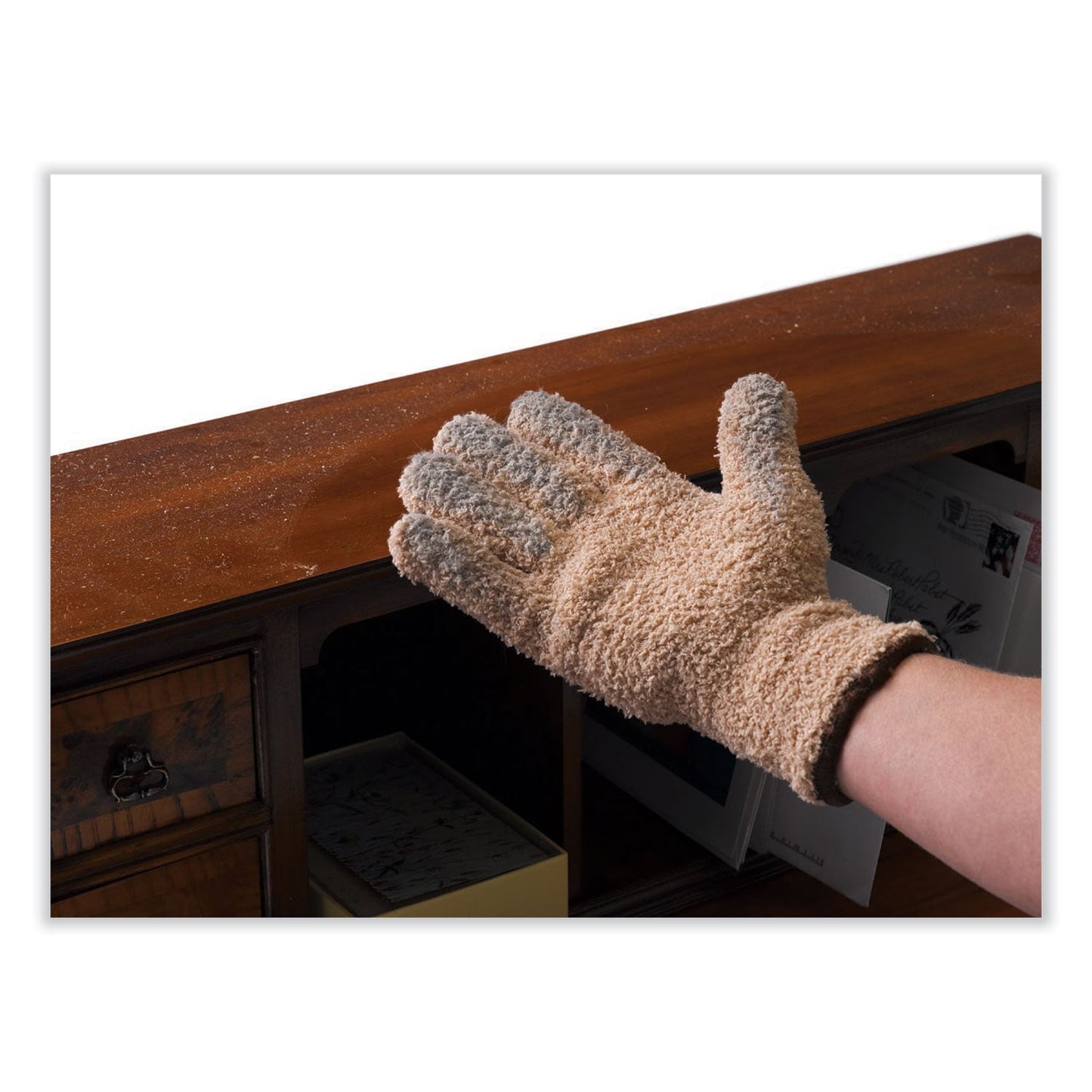 master-caster-cleangreen-microfiber-cleaning-and-dusting-gloves-num-mas18040_4