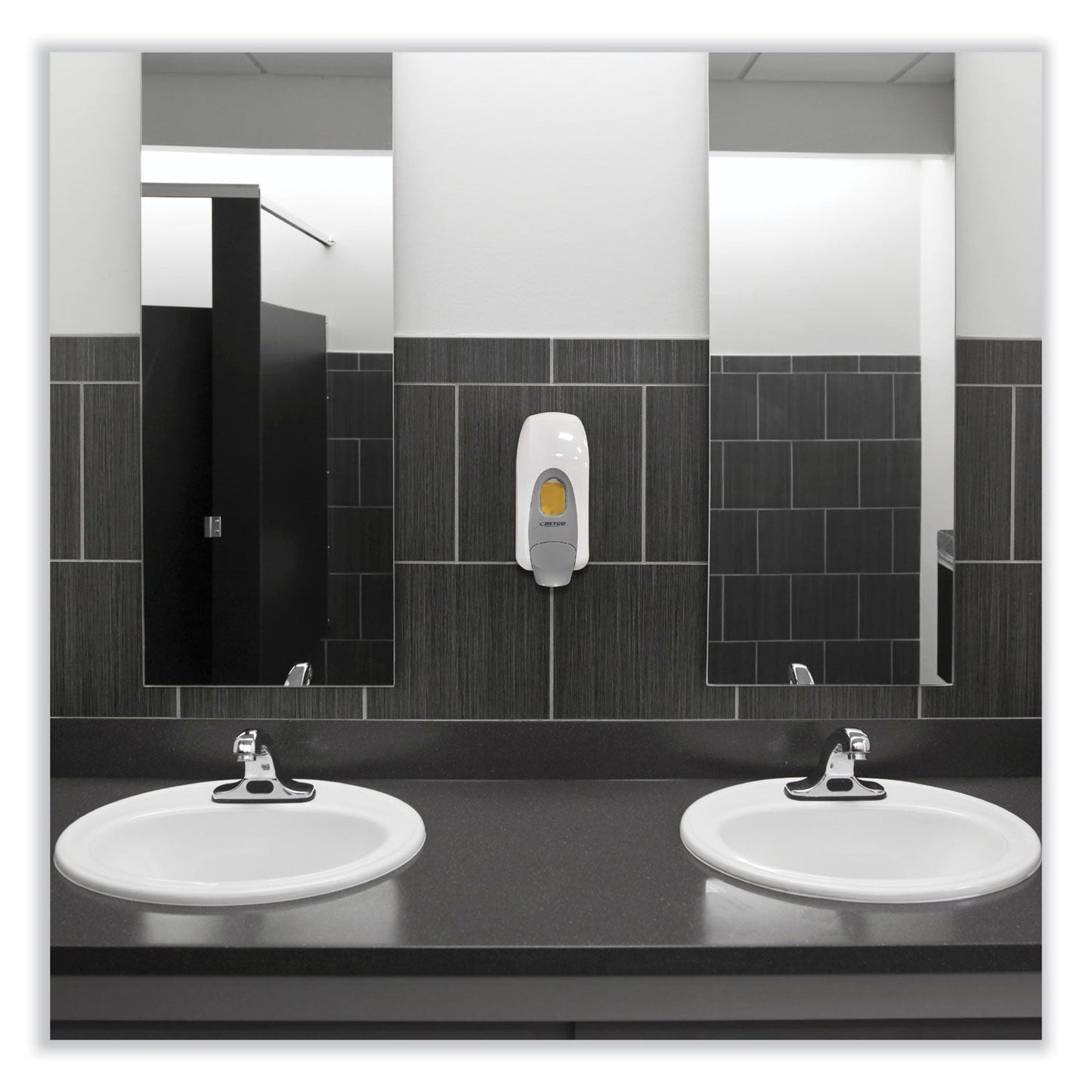 betco-antibacterial-foaming-skin-cleanser-num-bet7512900_3