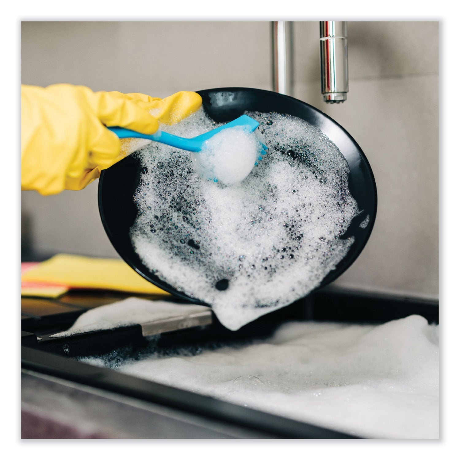 betco-symplicty-citrusuds-manual-dishwashing-detergent-num-bet21090400_5