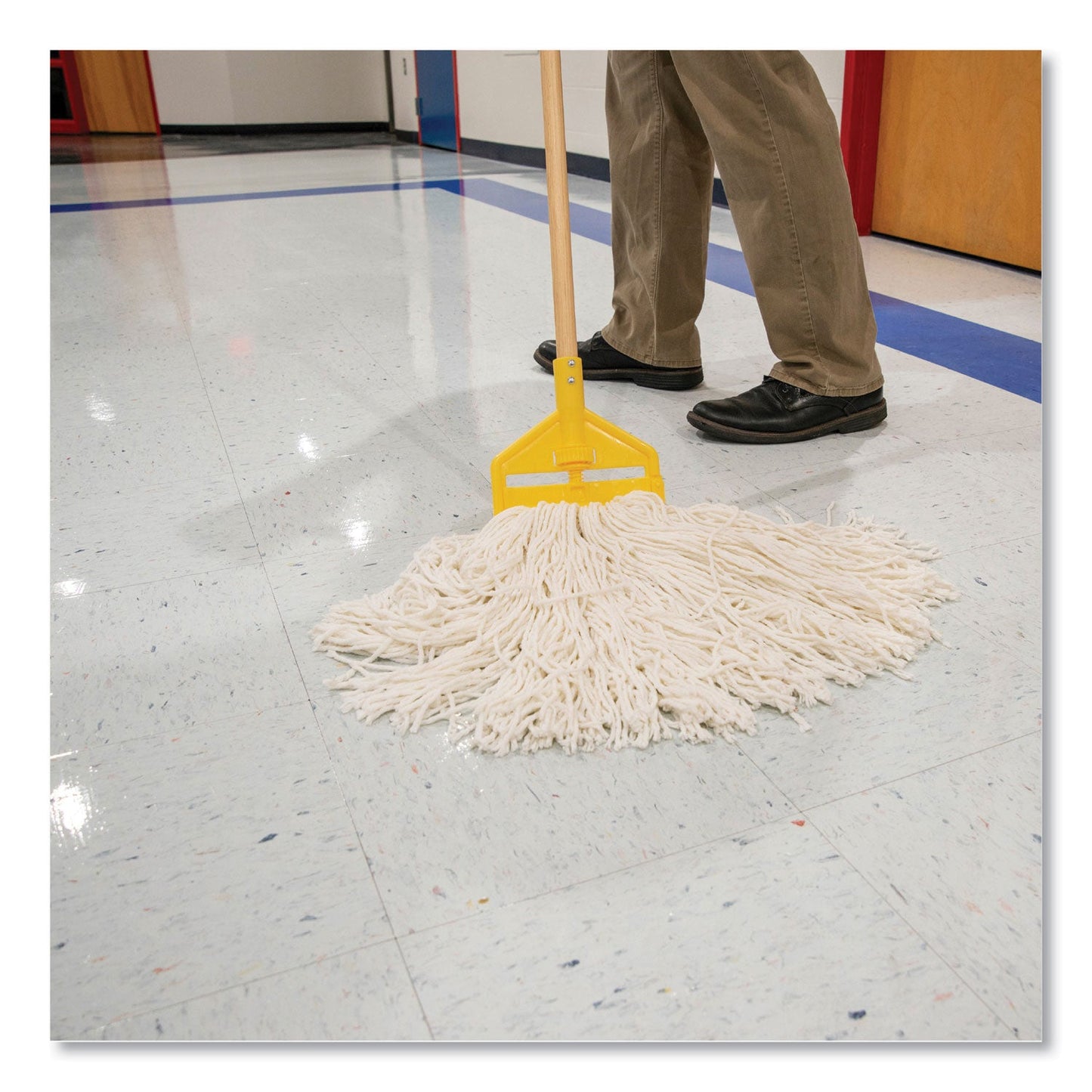 betco-one-step-floor-restorer-num-bet6180400_4