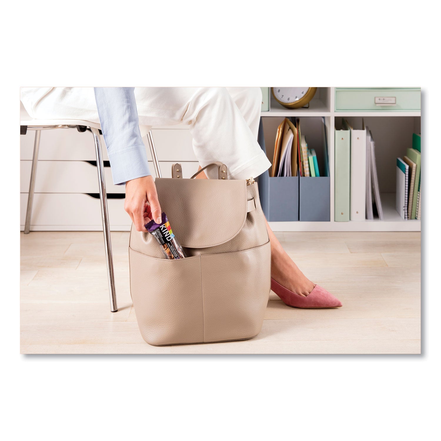 kind-nuts-and-spices-bar-num-knd26961_3