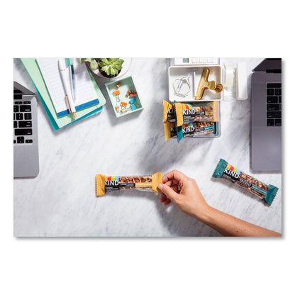 kind-nuts-and-spices-bar-num-knd17850_3