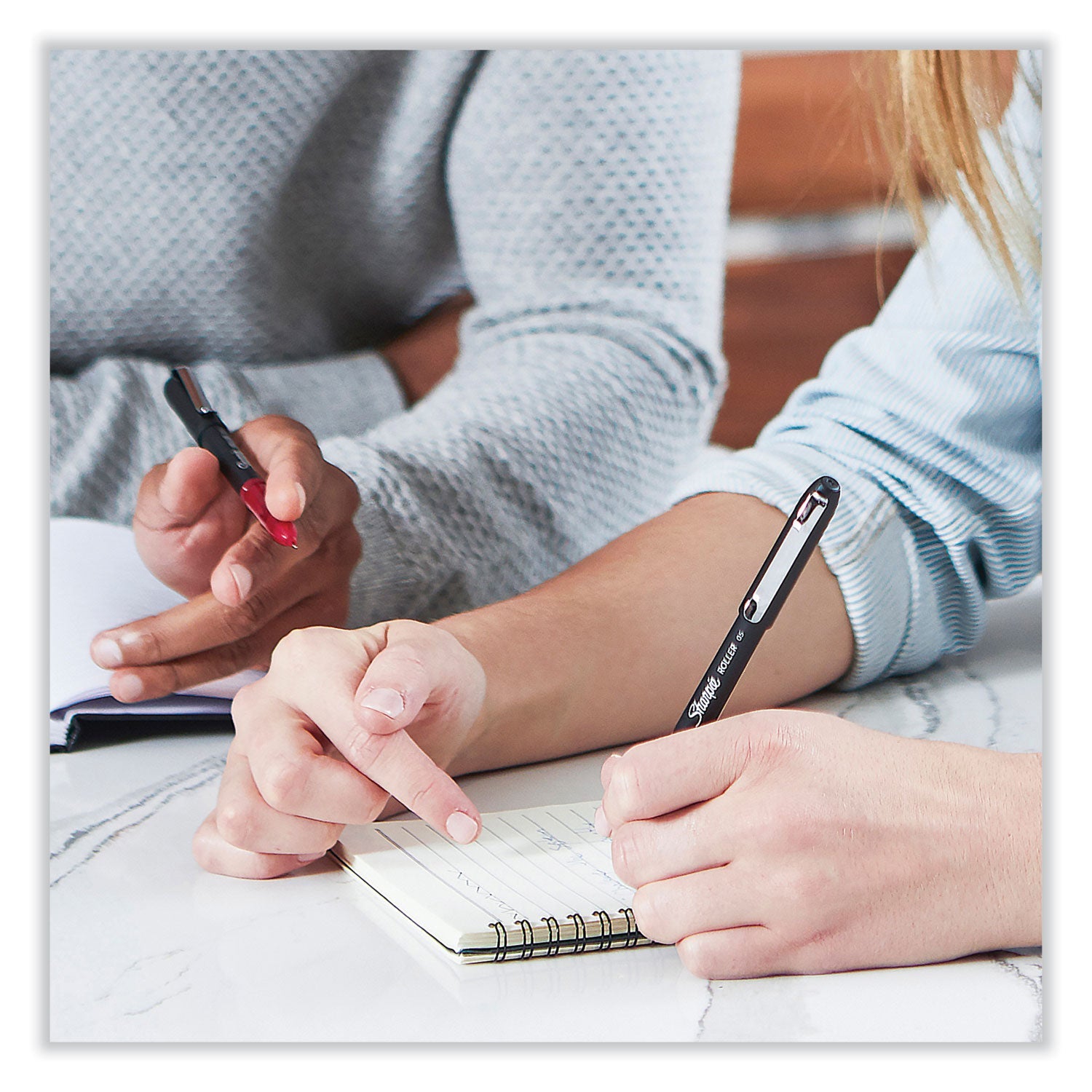 sharpie-roller-ball-stick-pen-num-san2101304_6