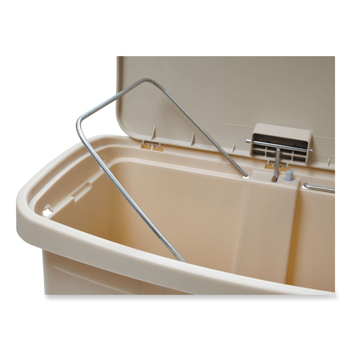 rubbermaid-streamline-resin-step-on-container-num-rcp1883458_6