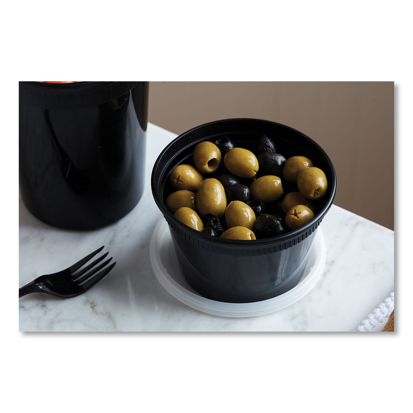 pactiv-newspring-delitainer-microwavable-container-num-pctysd2516b_3