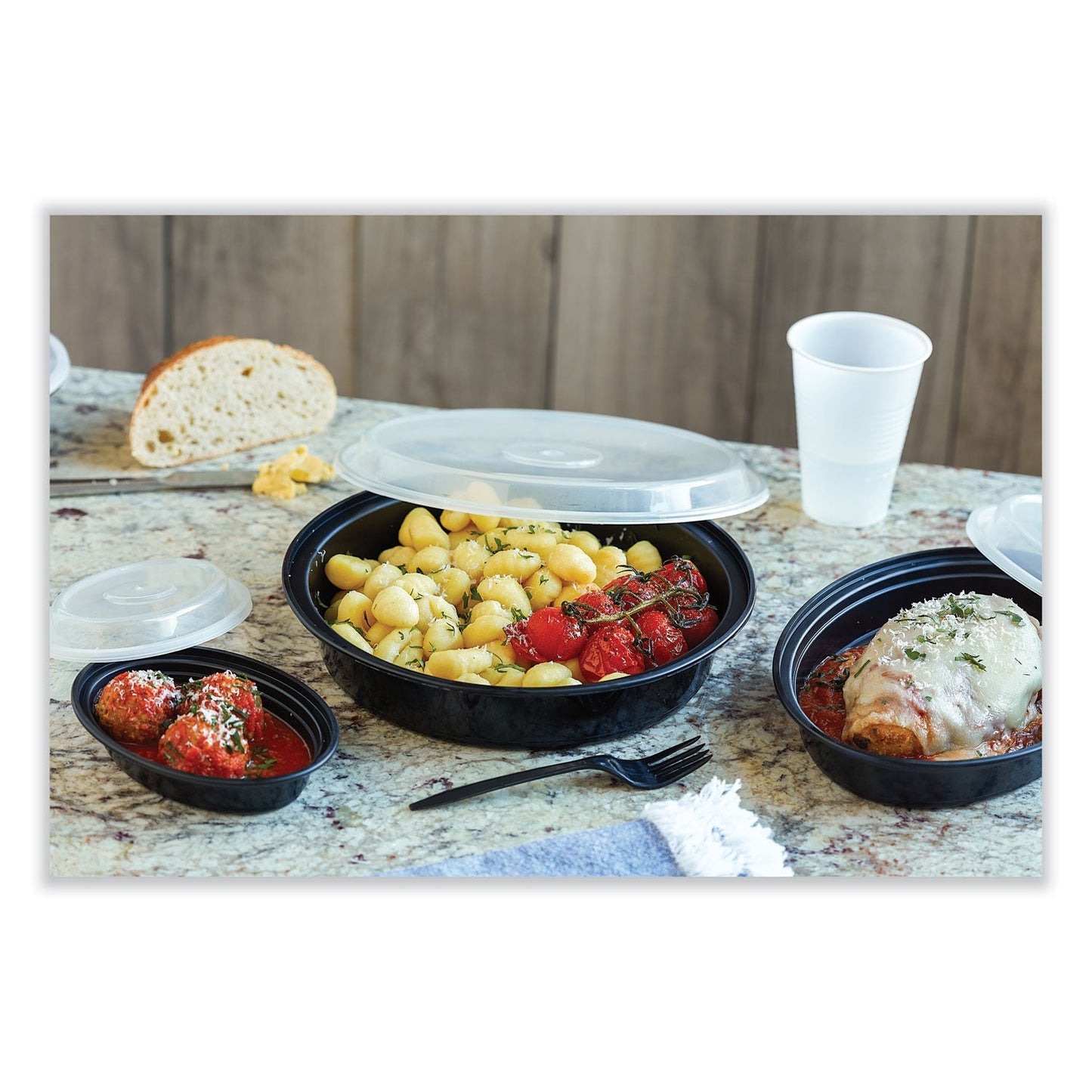 pactiv-newspring-versatainer-microwavable-containers-num-pctoc06b_4