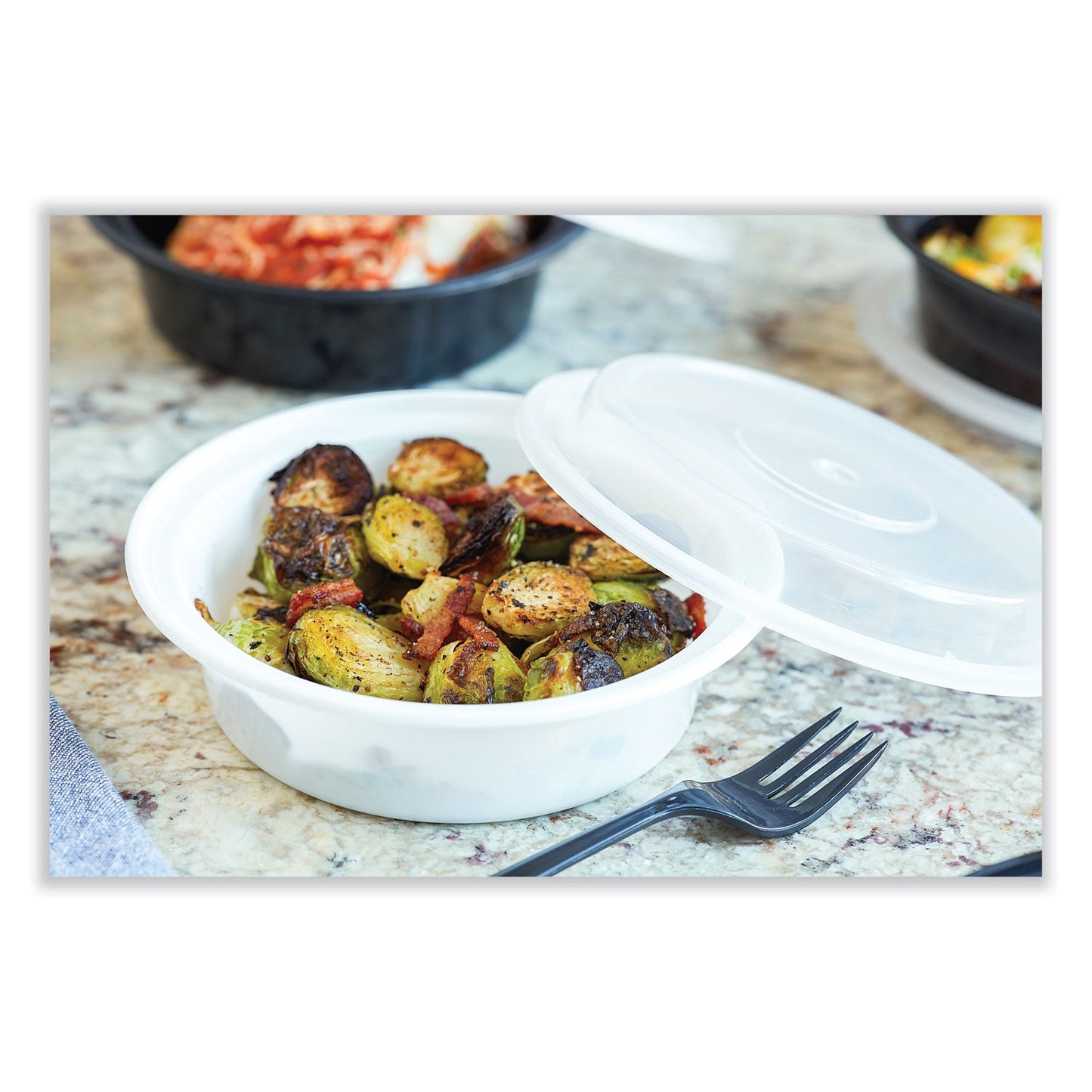 pactiv-newspring-versatainer-microwavable-containers-num-pctnc729_3