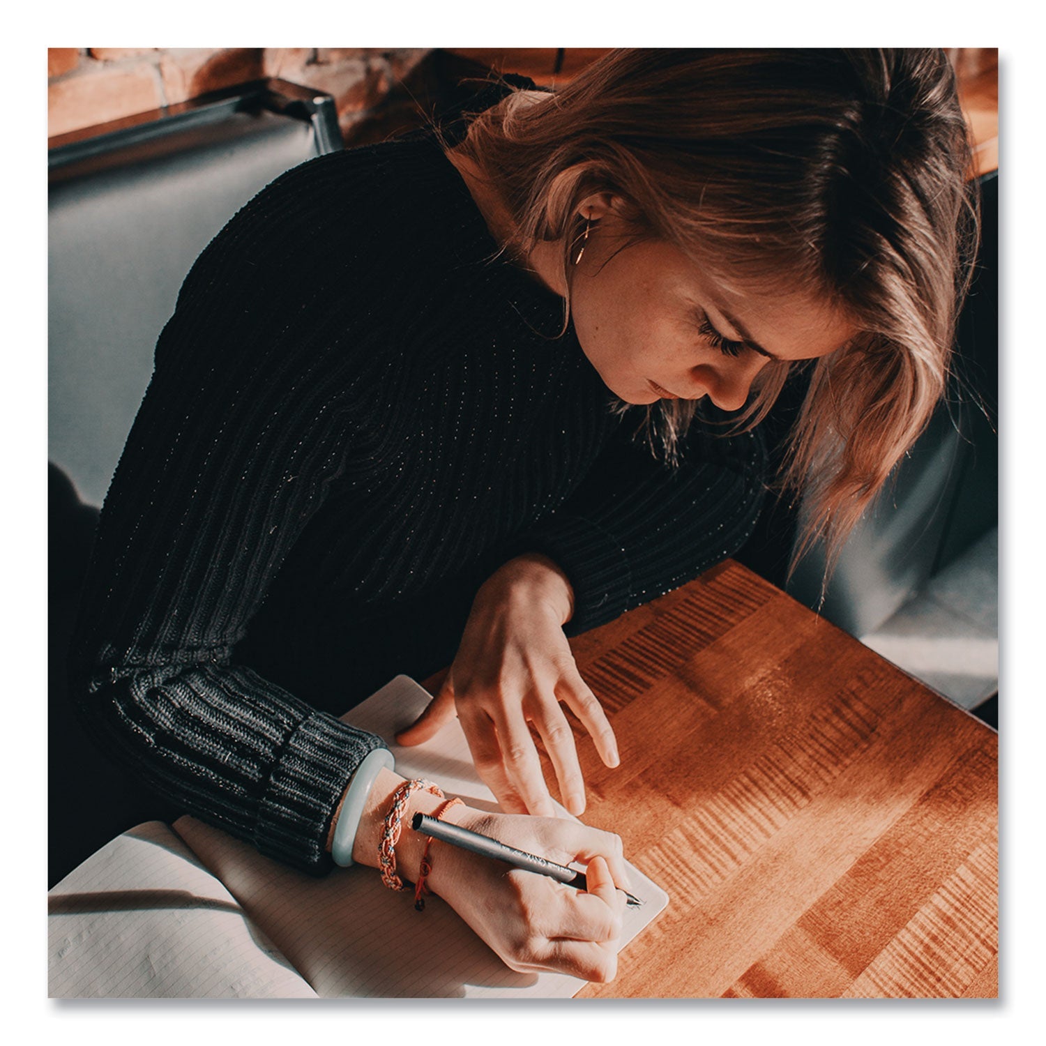 uni-ball-onyx-stick-roller-ball-pen-num-ubc60040_3