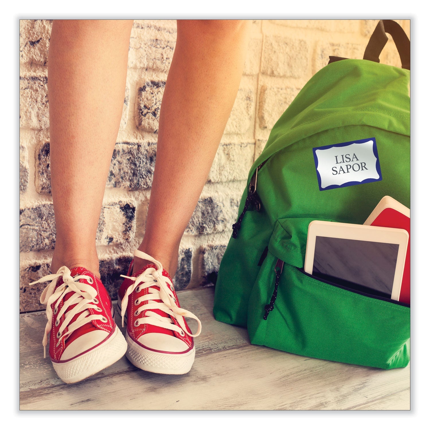 avery-printable-adhesive-name-badges-num-ave5144_4