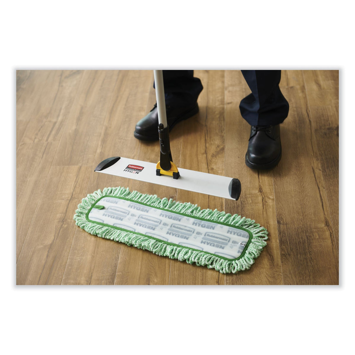 Gre Dust Rubbermaid® Commercial Dust Pad with Fringe, Microfiber, 18