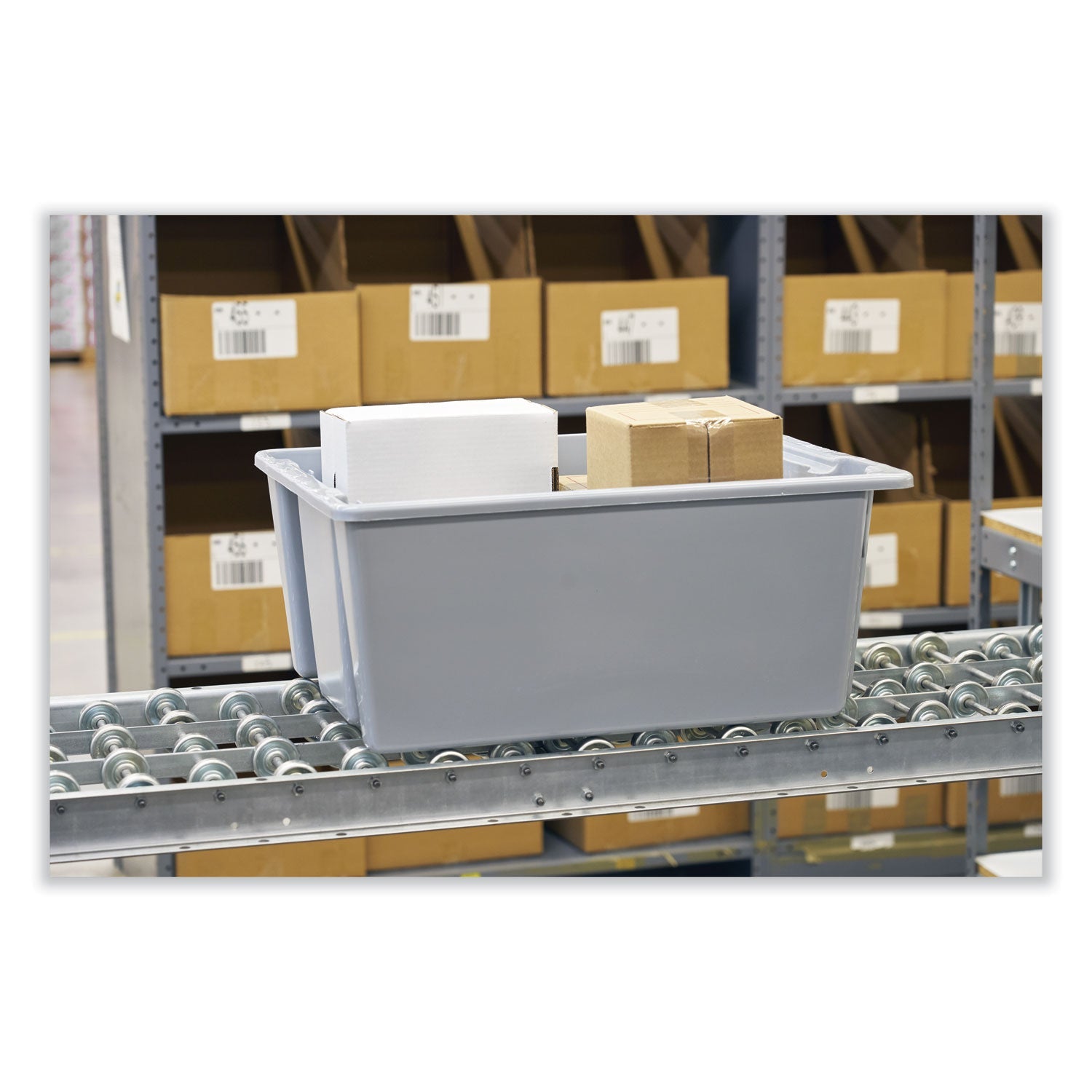 rubbermaid-palletote-box-num-1731gy_3
