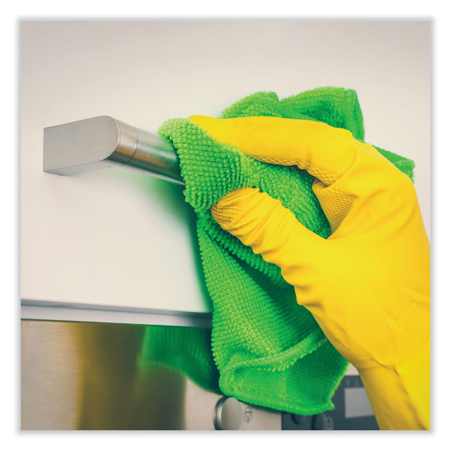 betco-deep-blue-glass-and-surface-cleaner-num-bet902300ct_3