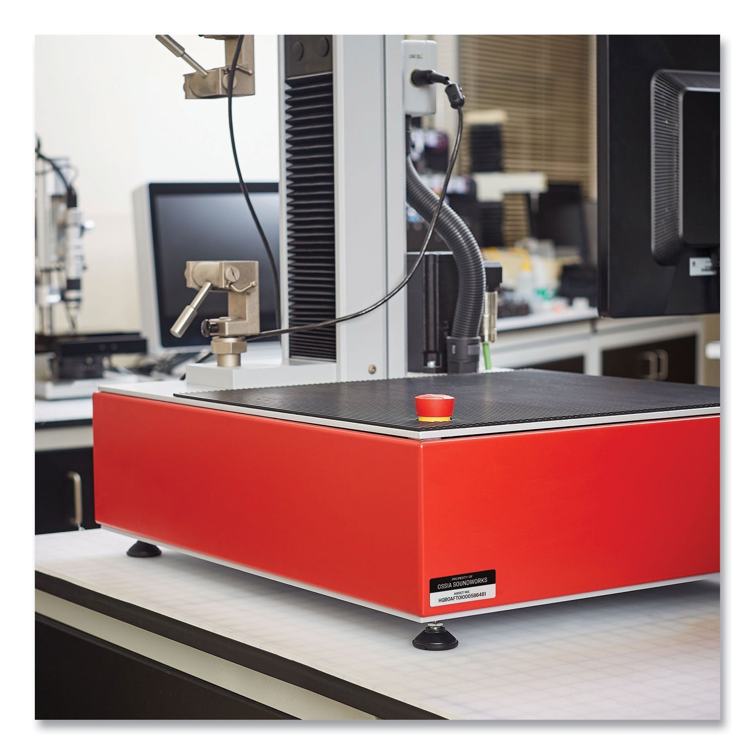 avery-permatrack-durable-white-asset-tag-labels-num-ave61526_5