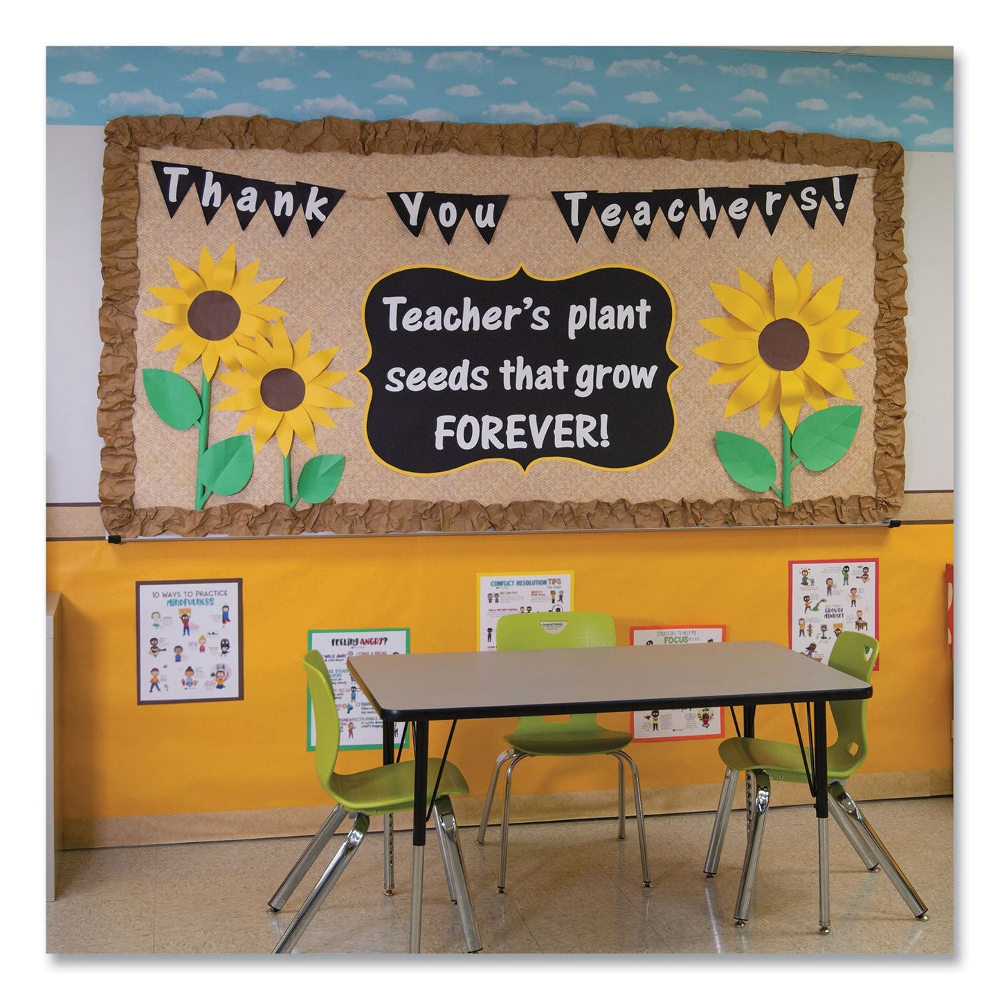 pacon-fadeless-paper-roll-num-pacp57095_3