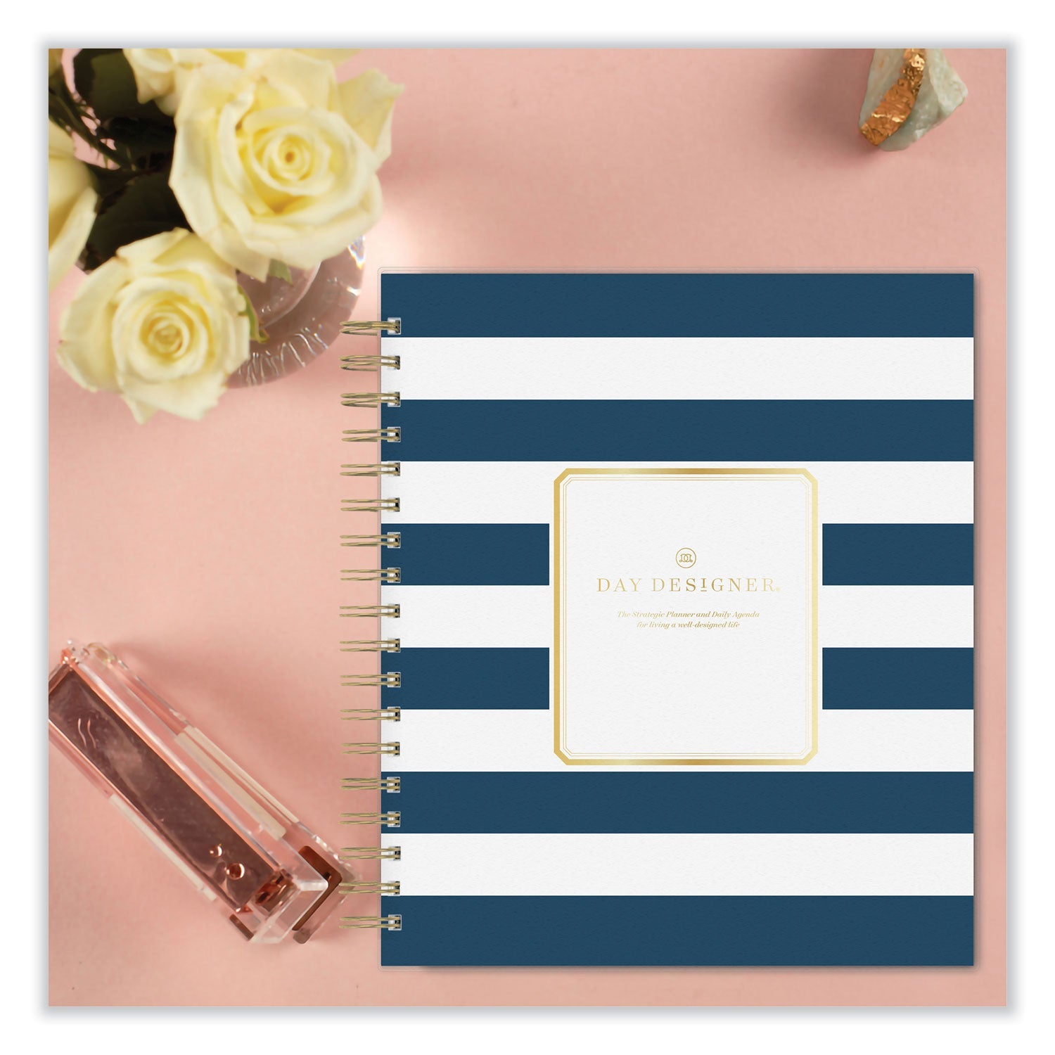 day-designer-navy-stripe-daily-monthly-planner-navy-stripe-artwork-10-x-8-navy-white-gold-cover-12-month-jan-dec-2024-bls142098_3