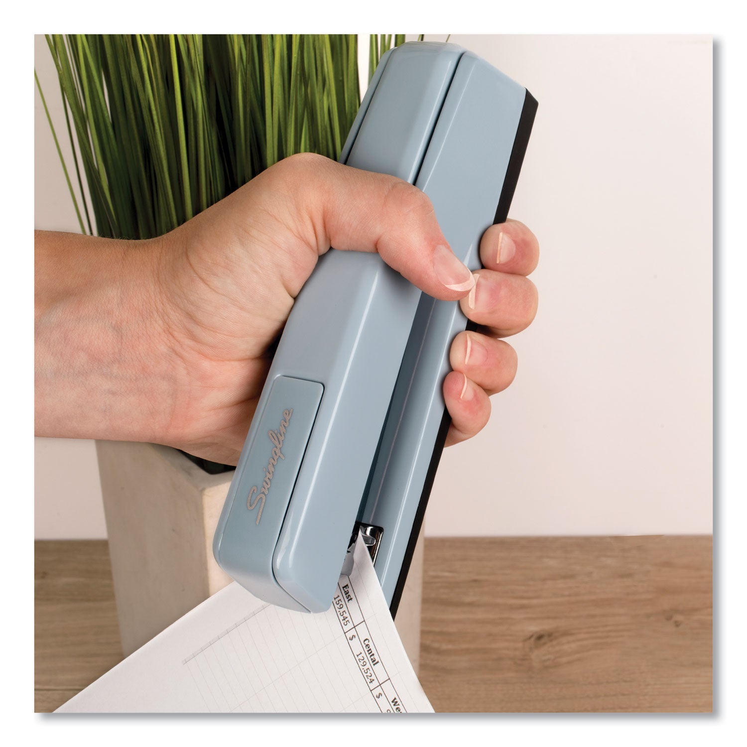 swingline-747-classic-full-strip-stapler-num-swi74708_3