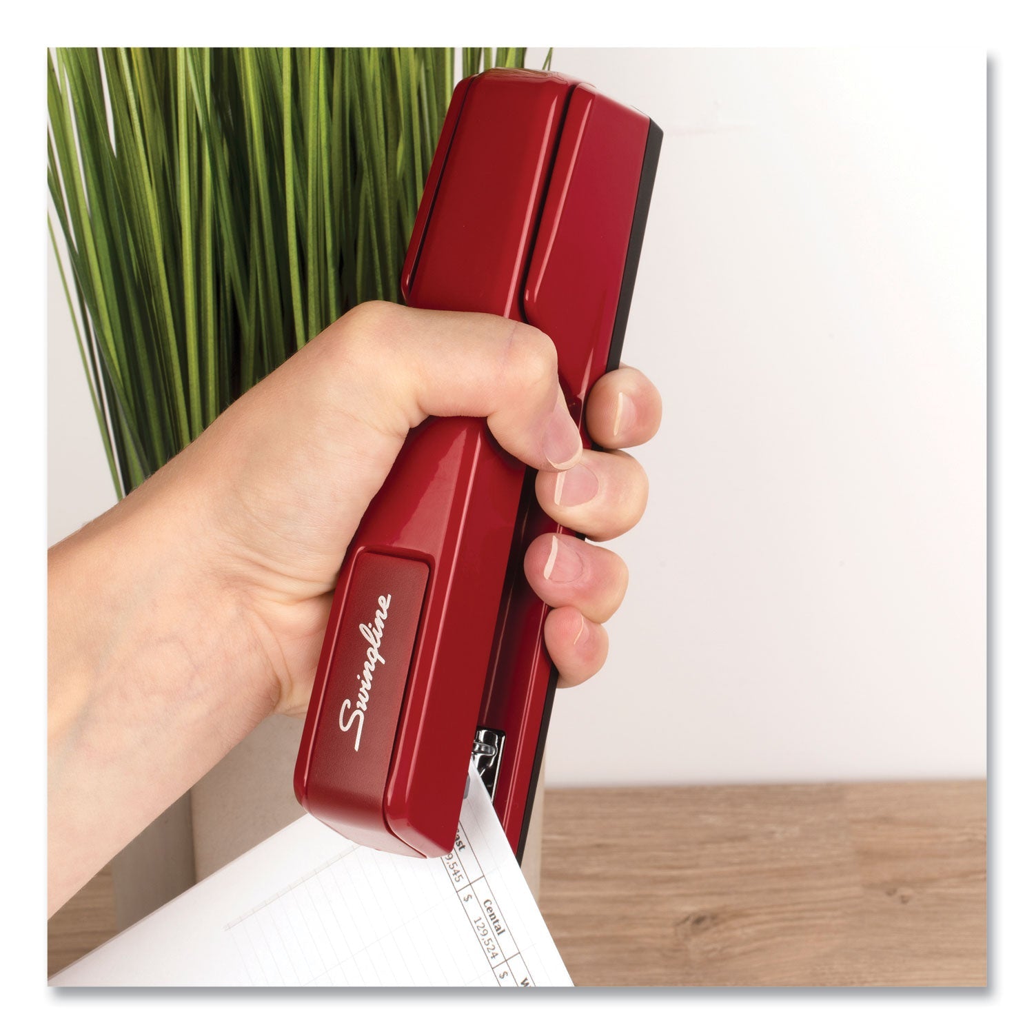 swingline-747-classic-full-strip-stapler-num-swi74718_3