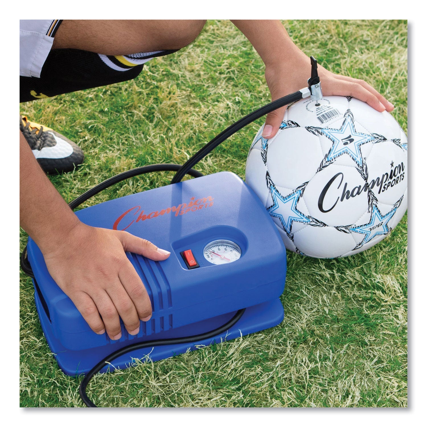 champion-electric-inflating-pump-w-gauge-num-csiep1500_4