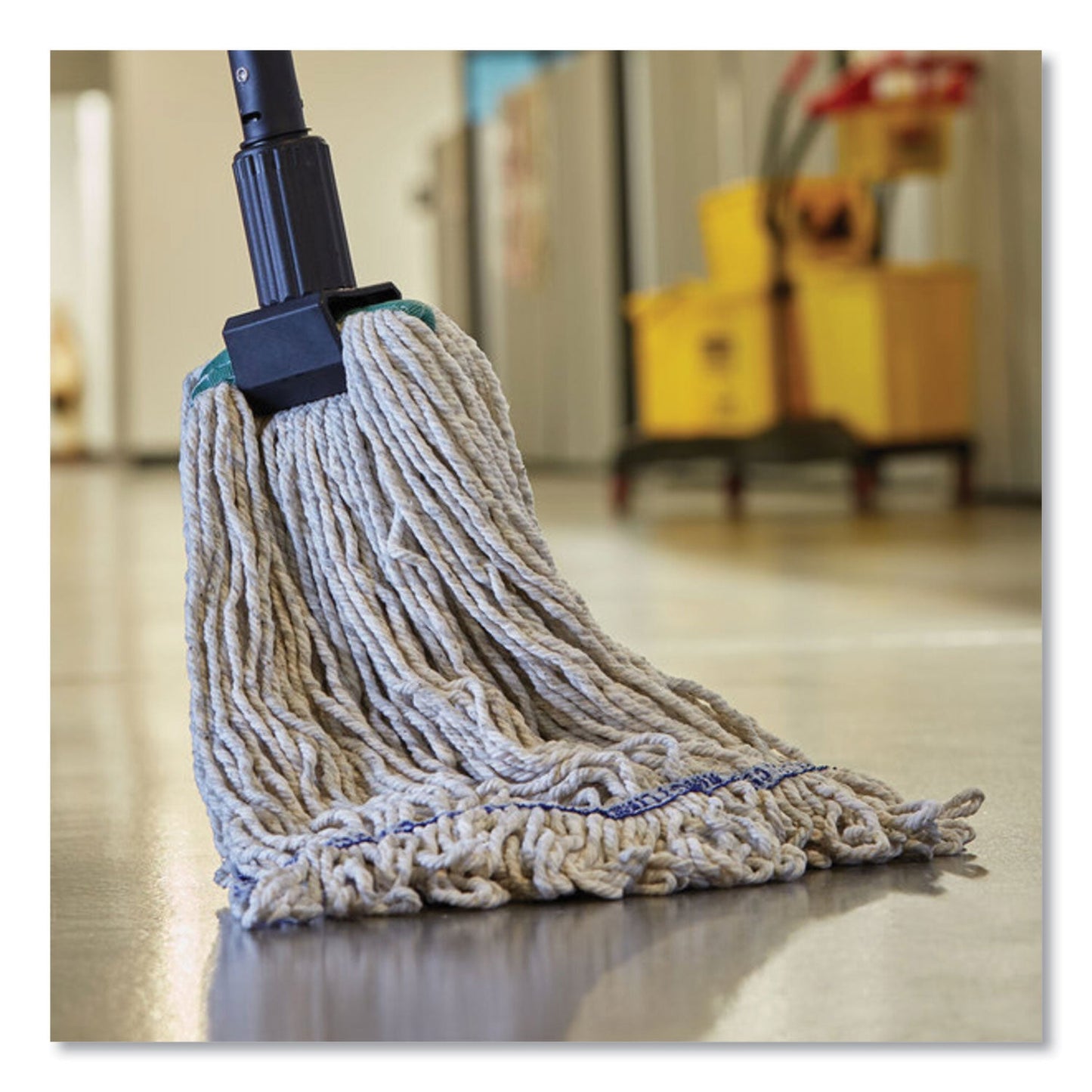 betco-dust-mop-treatment-num-bet0352300_4