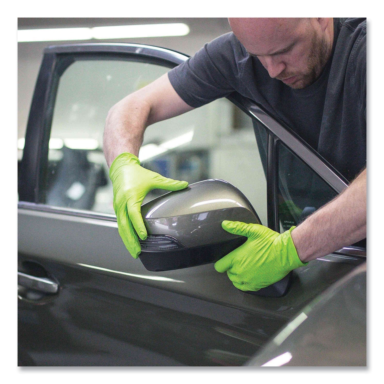 gloveworks-r-by-ammex-r-heavy-duty-industrial-nitrile-gloves-powder-free-8-mil-large-green-100-gloves-box-10-boxes-carton-axcgwgn46100_4