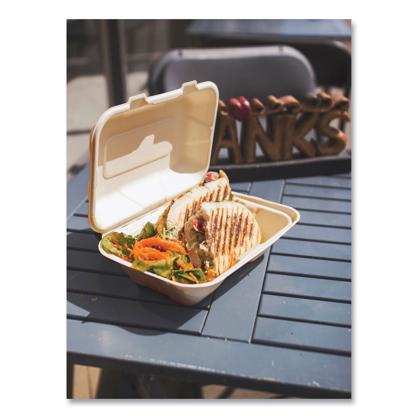 vegware-nourish-molded-fiber-takeout-containers-compostable-6-1-x-9-x-2-9-natural-sugarcane-200-carton-vegvwhc96nfa_6
