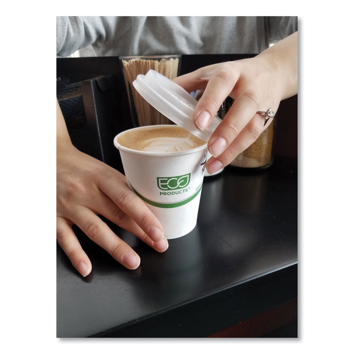 eco-products-greenstripe-renewable-compostable-hot-cups-12-oz-num-ecpep-bhc12-gs_4