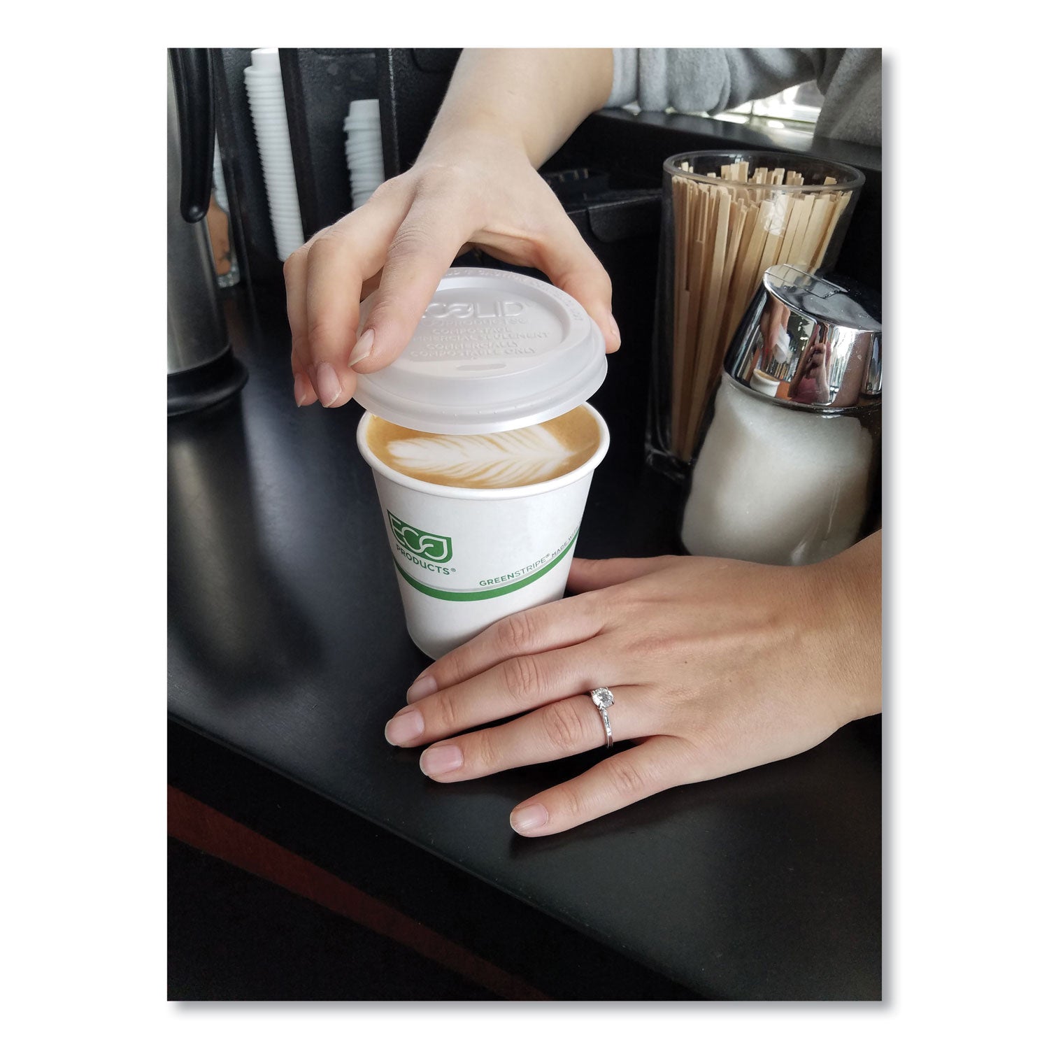 eco-products-greenstripe-renewable-compostable-hot-cups-12-oz-num-ecpep-bhc12-gs_3