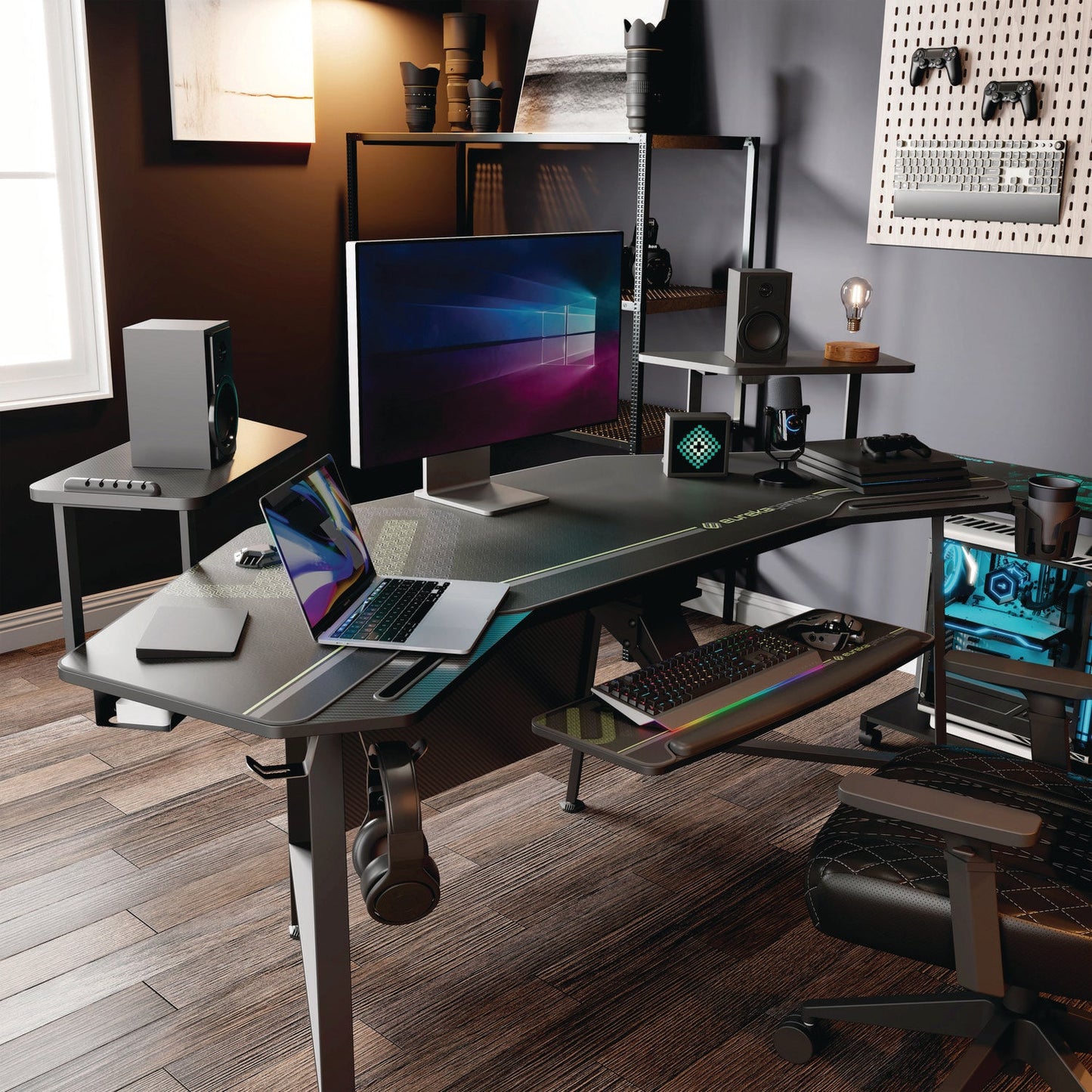 eureka-ergonomic-r-aero-gaming-desk-72-06-x-23-63-x-38-black-ekae70b_4
