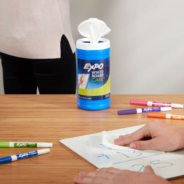 expo-r-dry-erase-board-cleaning-wet-wipes-6-x-9-50-container-6-carton-san81850act_2