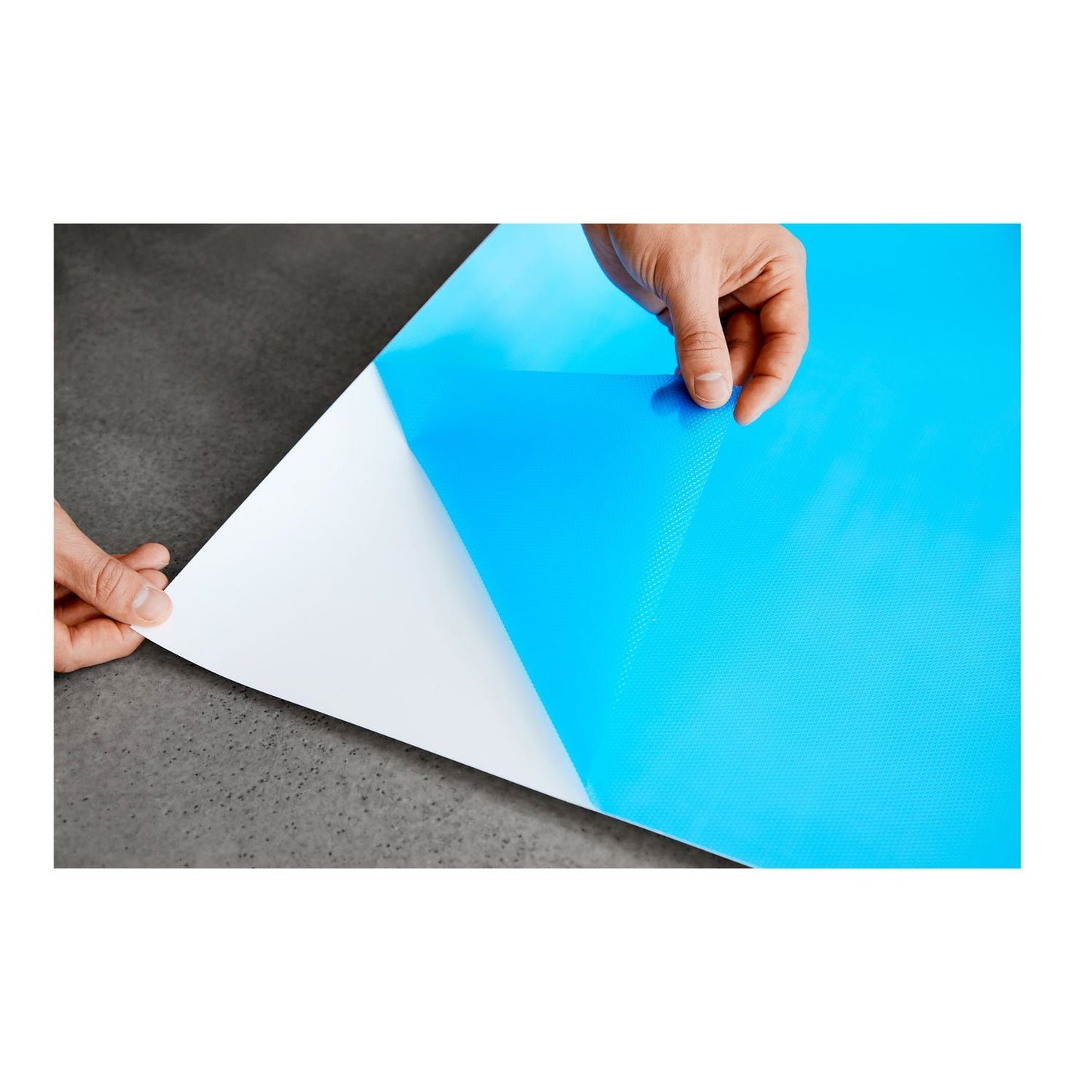 post-it-r-easy-erase-permanent-marker-whiteboard-surface-laminate-film-72-x-48-white-mmmee6x4_3