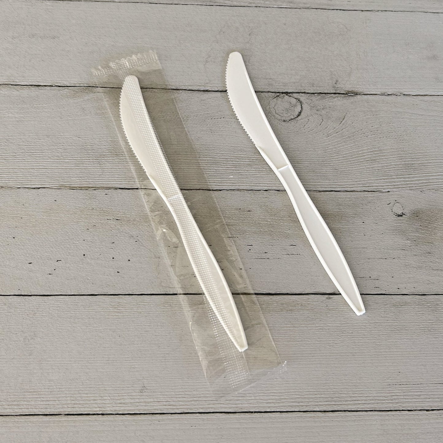 boardwalk-mediumweight-wrapped-polypropylene-cutlery-knife-white-1-000-carton-bwkknifemwppiw_4
