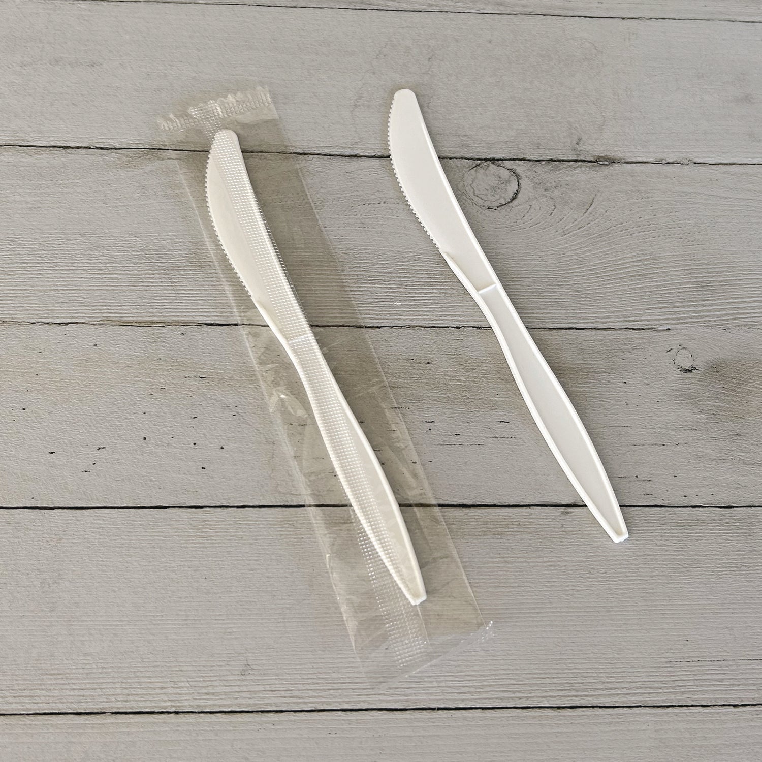 boardwalk-mediumweight-wrapped-polypropylene-cutlery-knife-white-1-000-carton-bwkknifemwppiw_4