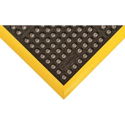 Notrax Safety Stance® Drainage Anti-Fatigue Mat, 549, 4 Sided, 7/8 in x 28 in W x 40 in L, Rubber, Black/Yellow (921-549S2840YB)