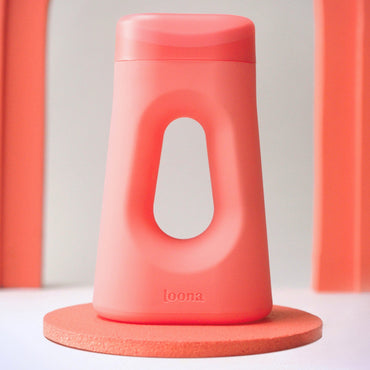 The Loona Female Urinal 30 oz. With Closure Single Patient Use (1234487_EA)