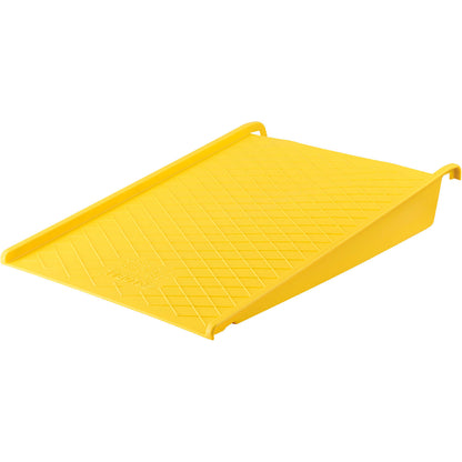 Global Industrial Polyethylene Spill Containment Platform Ramp, 1500 Lb. Capacity (WB989056)