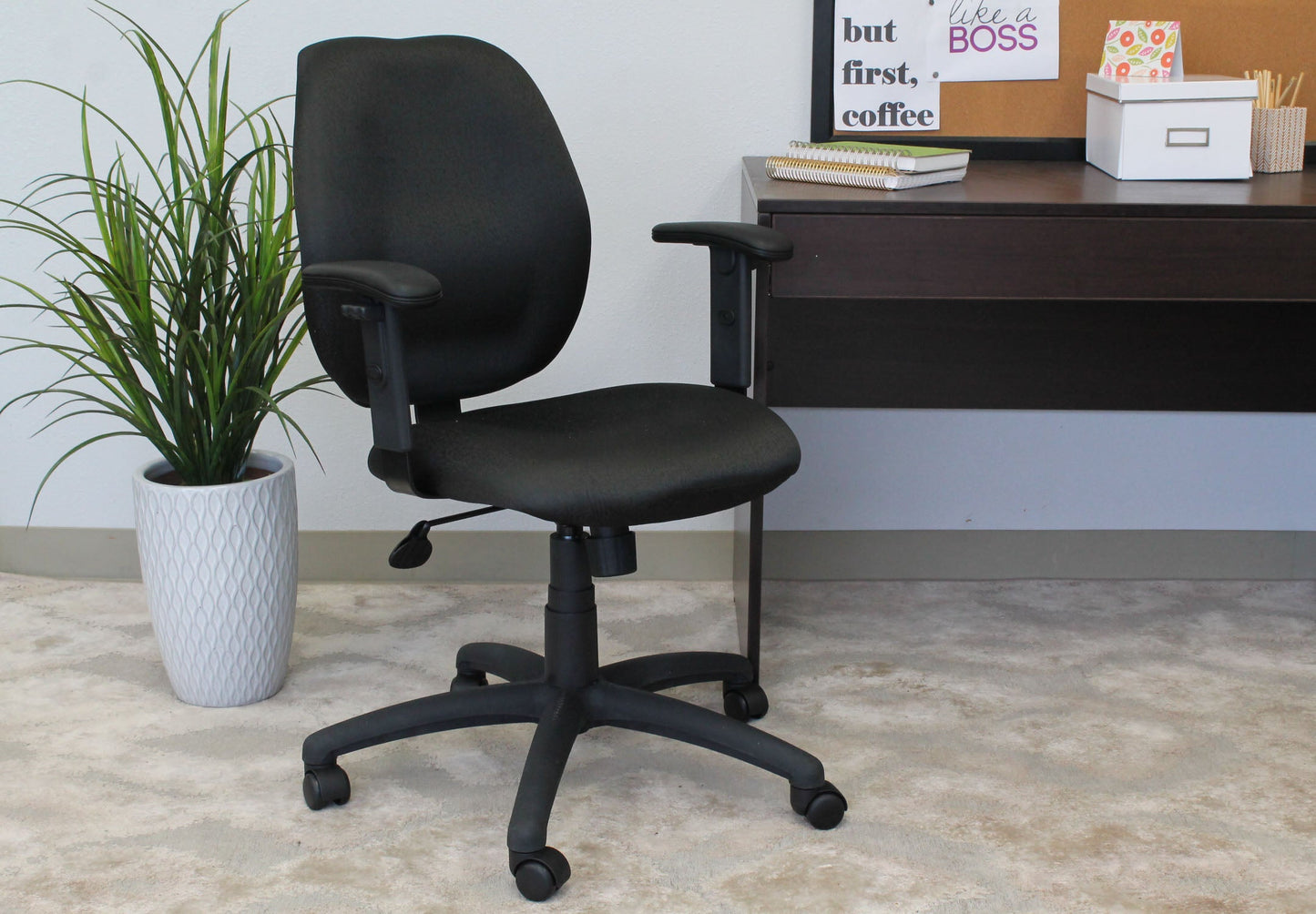 boss-black-task-chair-w-adjustable-arms-b1014-bk_7