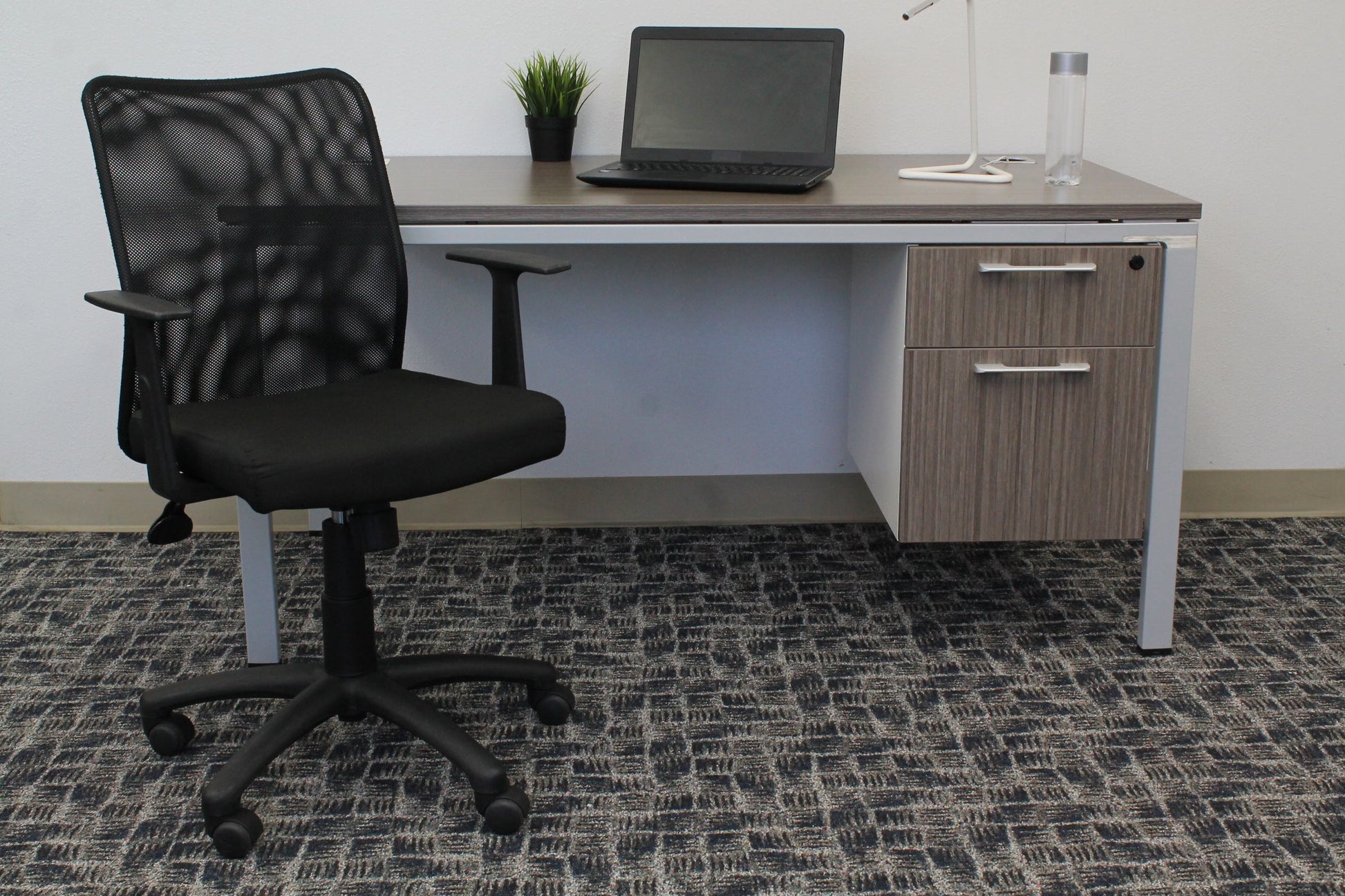 budget-mesh-task-chair-w-t-arms-b6106_8