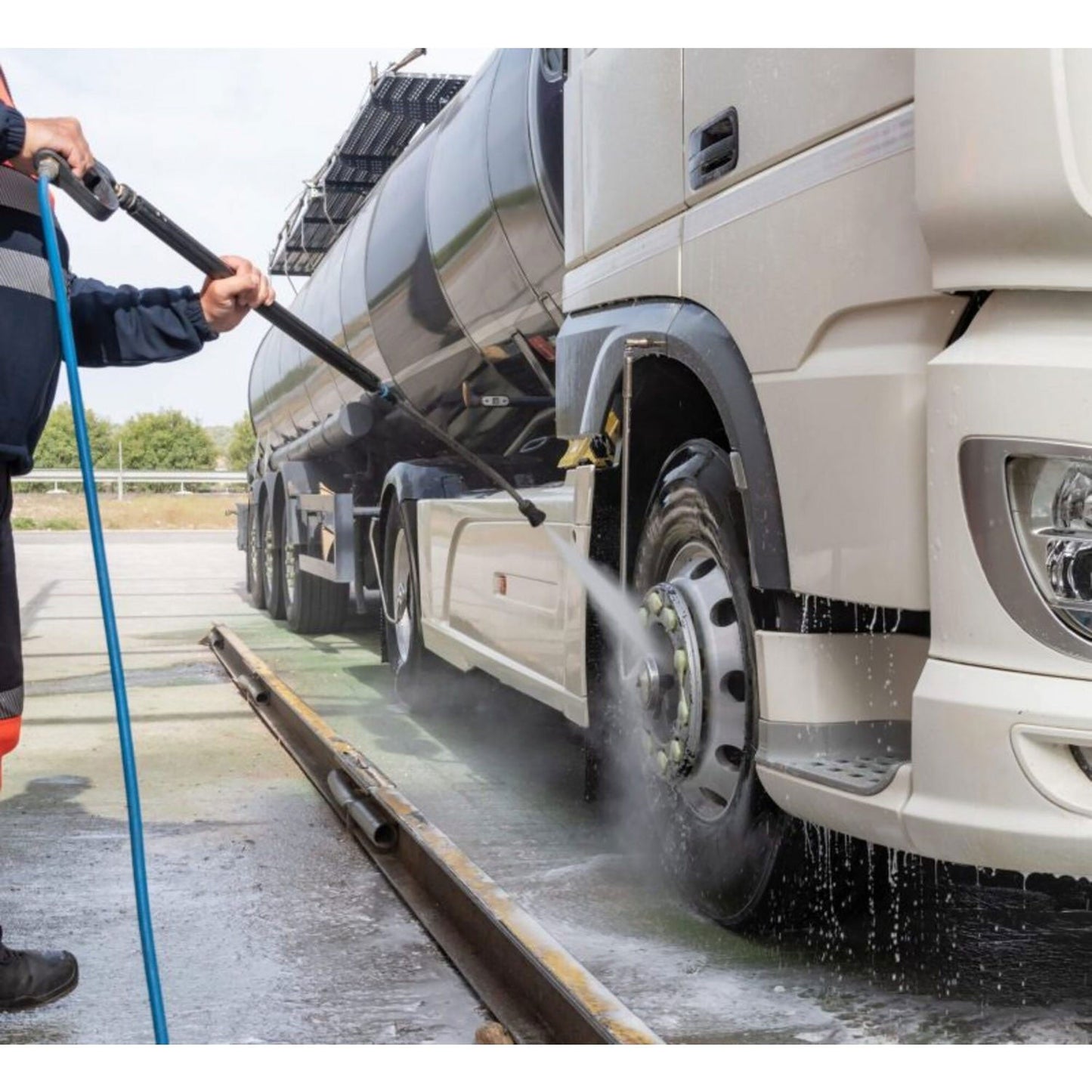 Betco CTW501 Car and Truck Wash, Lemon Scent, 5 gal Pail (BET5010500)